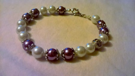 Bracciale  con perle               5 Euro