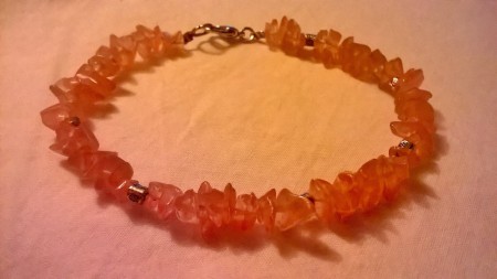 Bracciale composto con pietra     7 Euro