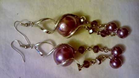 Orecchini con perle-perline  5 Euro